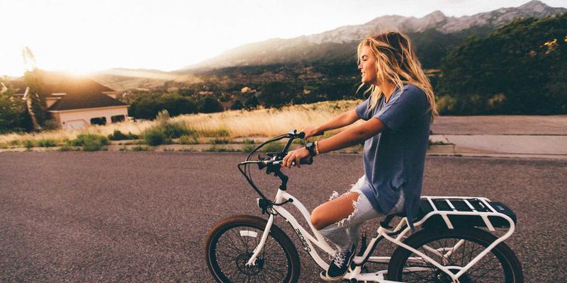 儿童防晒衣选购终极指南：UPF值、凉感科技与款式实测，守护宝宝娇嫩肌肤