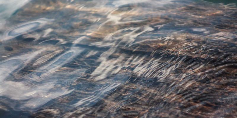 童装是什么?从婴儿服饰到儿童服装,全面解读母婴用品中的重要品类